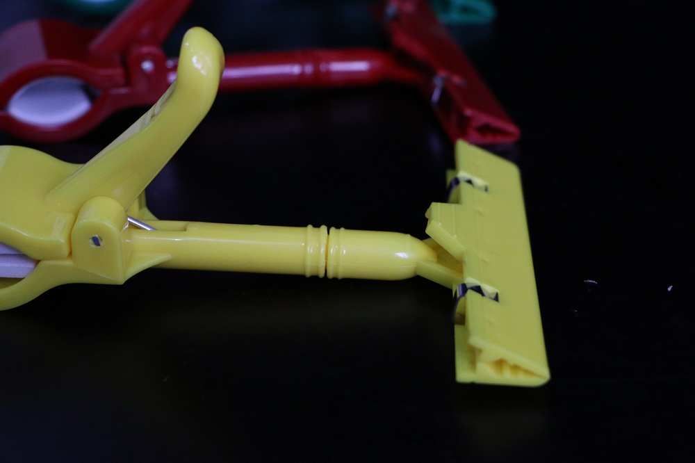 Plastic POP Clip